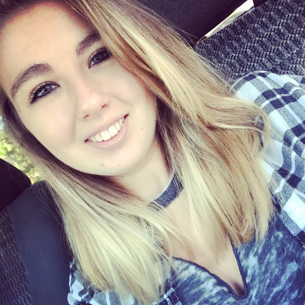 Meet your Posher, Jessica